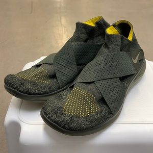 NIKE Free RN Motion FK Running Shoe - Mens